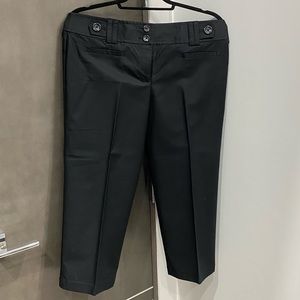 Ann Taylor Black Capri
